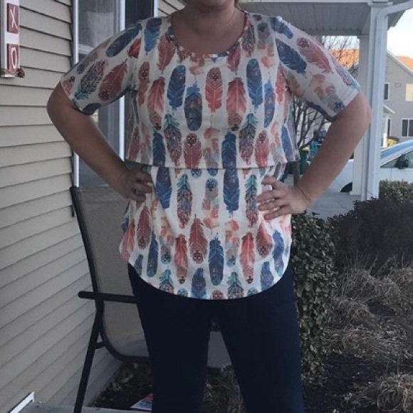 Amelia James XL top - Picture 2 of 2